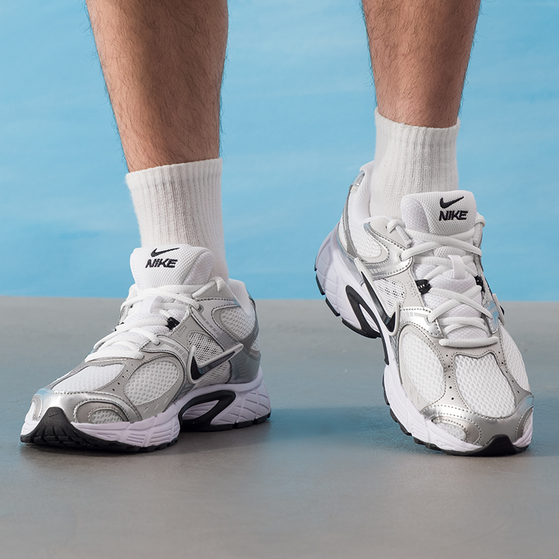 Nike (Nike) V5 Rnr Men's Sport - Men'S Shoes V5 Rnr review and price
