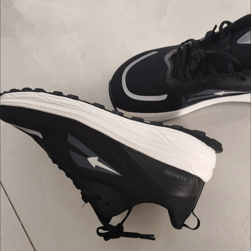 2026 Hot Sale Man Running Shoe - Men'S Shoes X Wide review and price